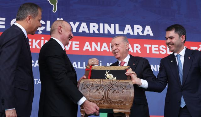 Kahramanmaraş’ın Tescilli El Sanatları Erdoğan ve Aliyev’e Hediye Edildi