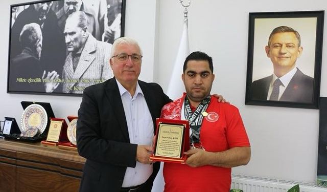 Kahramanmaraşlı Sporcu Engelleri Aştı, Madalya İle Döndü!