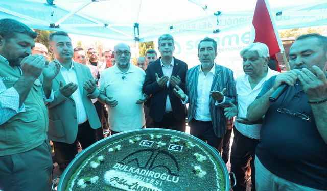 Kahramanmaraş'ta Binlerce Kişi Aşure Günü Etkinliğinde Buluştu