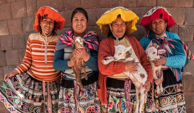 Dünyada En Fazla Resmî Dile Sahip Ülke Hangisi? Guinness Rekoru Detayı Dikkat Çekti