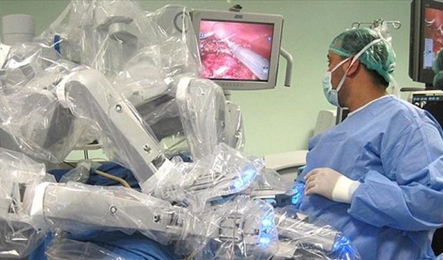 Dünyada İlk Başarılı Organ Nakli Hangi Organla Yapıldı?