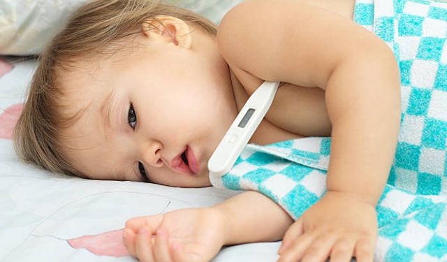 Çocuklarda Ateş Sınırları: Hangi Derece Orta Dereceli Ateş Sayılır?