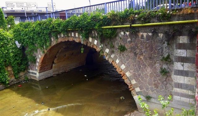 Dünyanın En Eski Köprüsü Nerede? 3 Bin Yıldır Geçit Veren Antik Yapı