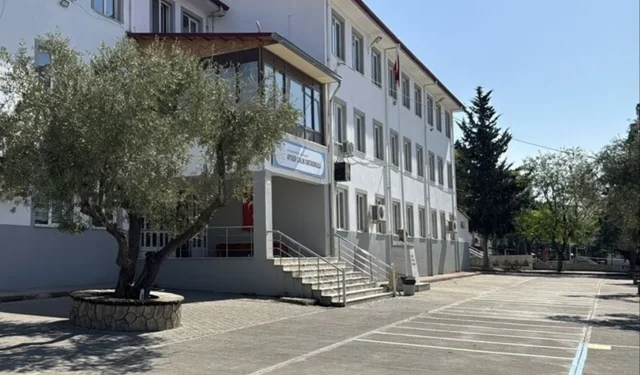 Kahramanmaraş Ayser Çalık Ortaokulu’nda En Acı Teslimat