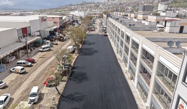 Kahramanmaraş’ta 30 Milyonluk Asfalt Yatırımı: Toptancılar Sitesi Yenileniyor