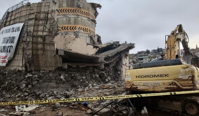 Kahramanmaraş’ta Yıkım Sırasında Facianın Eşiğinden Dönüldü!