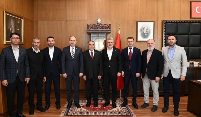 Kahramanmaraş’ta Kritik Ziyaret: Fırat Görgel, Cumhurbaşkanı Başdanışmanı Kışla’yı Ağırladı