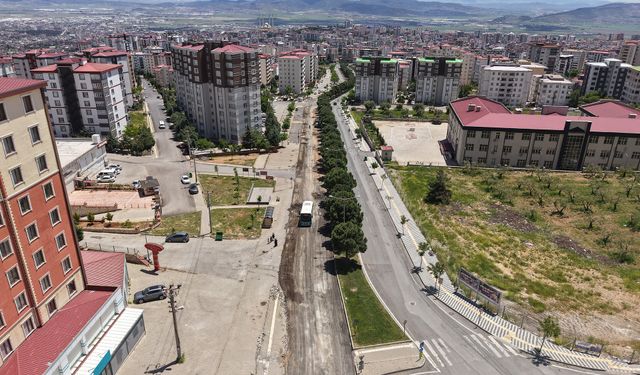 Kahramanmaraş’ta Ahır Dağı Caddesi Baştan Sona Yenileniyor