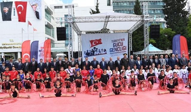 Kahramanmaraş’ta Gençlik Bayramı Coşkuyla Kutlandı