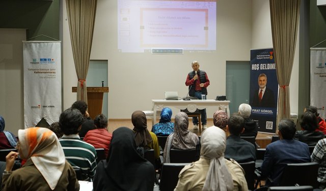 Mustafa Köneçoğlu Kahramanmaraşlılarla Buluştu