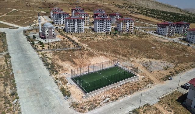 Afşin’e Dev Spor Yatırımı! 3 Yeni Halı Saha Hizmete Açıldı