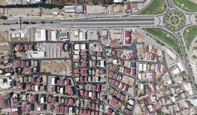 Kahramanmaraş'ta Yollar Yenileniyor! Egemenlik Mahallesi'nde Yoğun Mesai