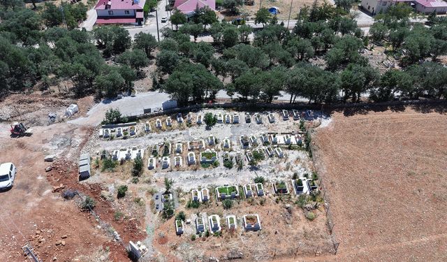 Kahramanmaraş'ta Deprem Şehitlerinin Defnedildiği Mezarlık Yenileniyor!