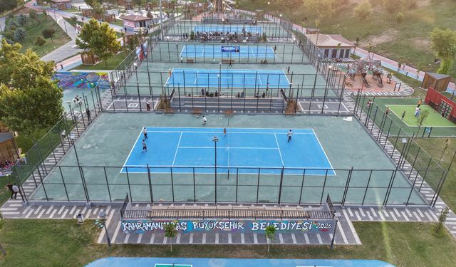 Kahramanmaraş'ta Tenis Heyecanı Sona Erdi! 180 Sporcu Kortta Mücadele Etti