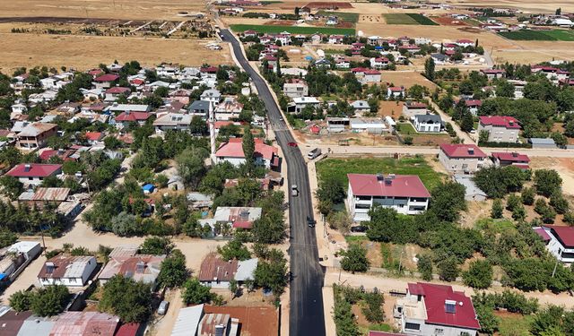 Kahramanmaraş’ta 3 mahallenin kullandığı ana yol sil baştan yenileniyor