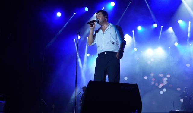Kahramanmaraş'ta Müzik Ziyafeti! Mehmet Kalalı ve “Bir Başka Orkestra” Fuarı Salladı