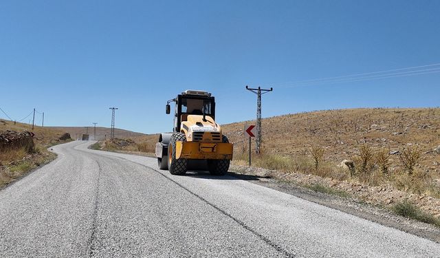 Kahramanmaraş'ta 29 Kilometrelik Grup Yolunda Asfalt Seferberliği