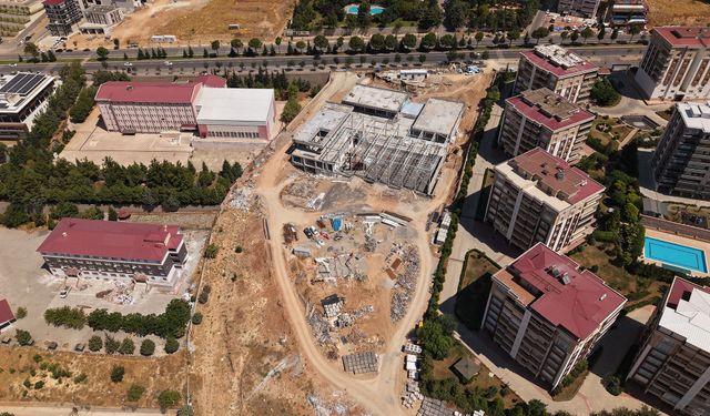 Kahramanmaraş’a 370 Milyon TL’lik Dev Gençlik Merkezi: 582 Fore Kazık Üzerinde Yükseliyor