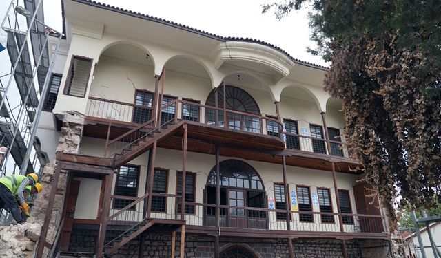 Kahramanmaraş’ın asırlık konağı yeniden hayat buluyor: Turizme kazandırılacak
