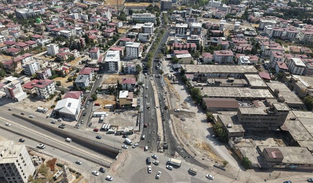 Kahramanmaraş'ta Lütfi Köker Bulvarı Baştan Sona Yenileniyor