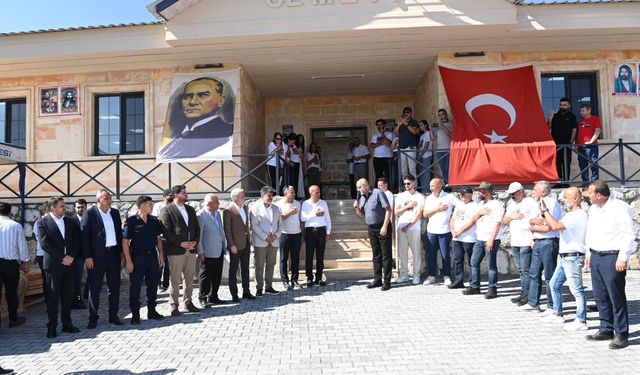 Kahramanmaraş’ta Cemevi yolu ve otoparkına bin 500 ton asfalt
