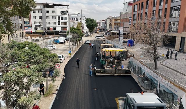 Elbistan’da 18 Metre Genişliğindeki Bulvara Baştan Sona Asfalt