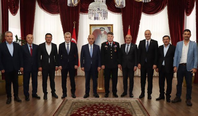 Kahramanmaraş Heyetinden Tümgeneral İdris Tataroğlu’na İstanbul Ziyareti