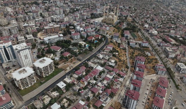 Kahramanmaraş’ta 17 milyon TL’lik yol yatırımı: 6 bin ton asfalt serildi