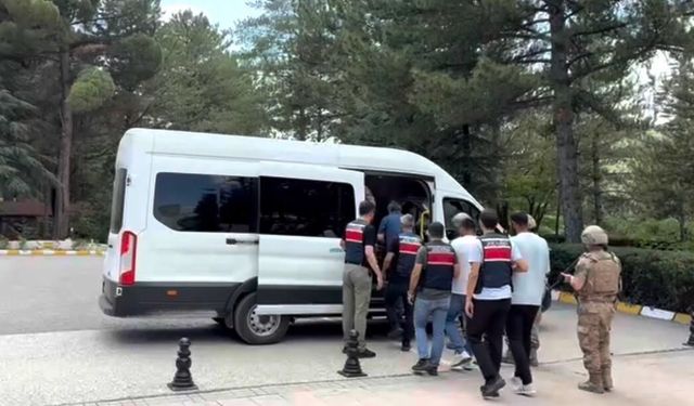 Jandarma Harekete Geçti! 28 İlde 83 DEAŞ Şüphelisi Yakalandı