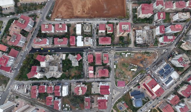 Kahramanmaraş’ta Kesintisiz Yol Hamlesi! Yunus Emre Mahallesi Yenileniyor