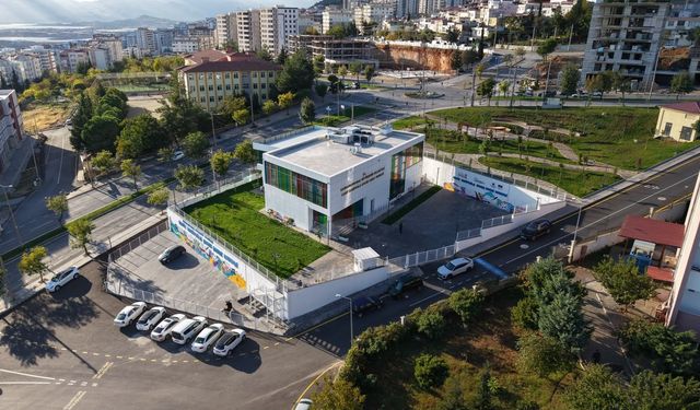 Kahramanmaraş’ın Çocuk Sanat Merkezine Büyük Onur: 117 Projeyi Geride Bırakıp Ödülü Kaptı!