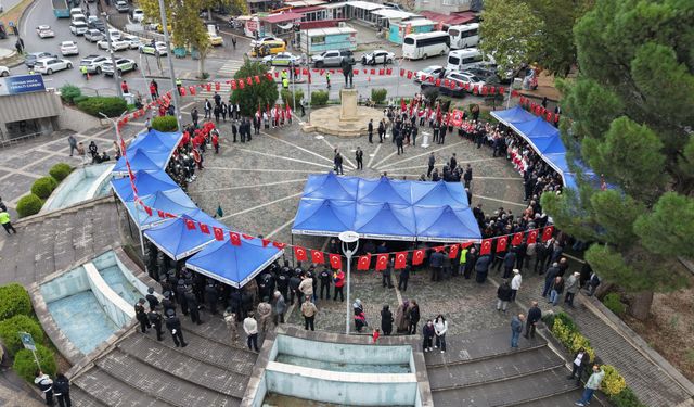 Kahramanmaraş’ta Cumhuriyet Bayramı Kutlamaları Çelenk Töreniyle Başladı