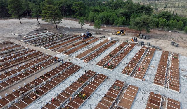 Kahramanmaraş Kapıçam Şehir Mezarlığı’nda Bakım Çalışmaları
