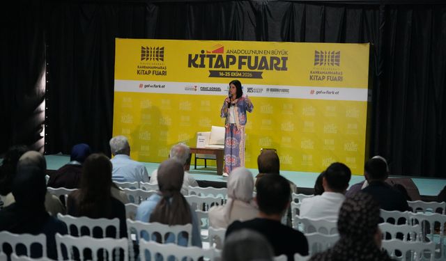 Kahramanmaraş Kitap Fuarı'nda Reyhan Çınar’dan Uyarı! "Dilimiz Tehlike Altında"