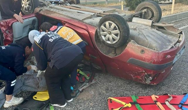 Kahramanmaraş’ta korkutan kaza: Takla atan araçta sıkıştı