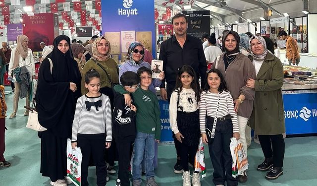 KAFUM’da Çocukların Fuar Heyecanı: Yazarlarla Buluşup Kitap İmzalattılar!