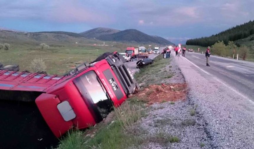 Kahramanmaraş'ta trafik kazası: 1 çocuk hayatını kaybetti, 4 kişi yaralandı