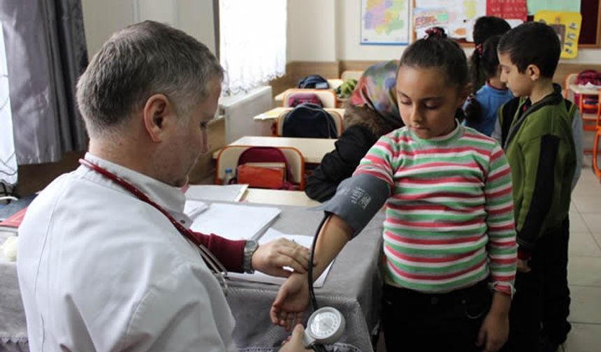 KABÖDER'den öğrencilere sağlık taraması