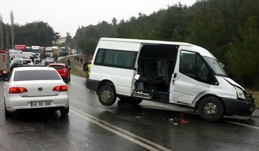 Kahramanmaraş'ta zincirleme trafik kazası: 8 yaralı