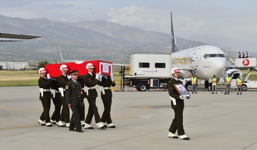 Şehit  Jandarma Uzman Çavuş Hakan Duyğal'ın cenazesi Kahramanmaraş'ta