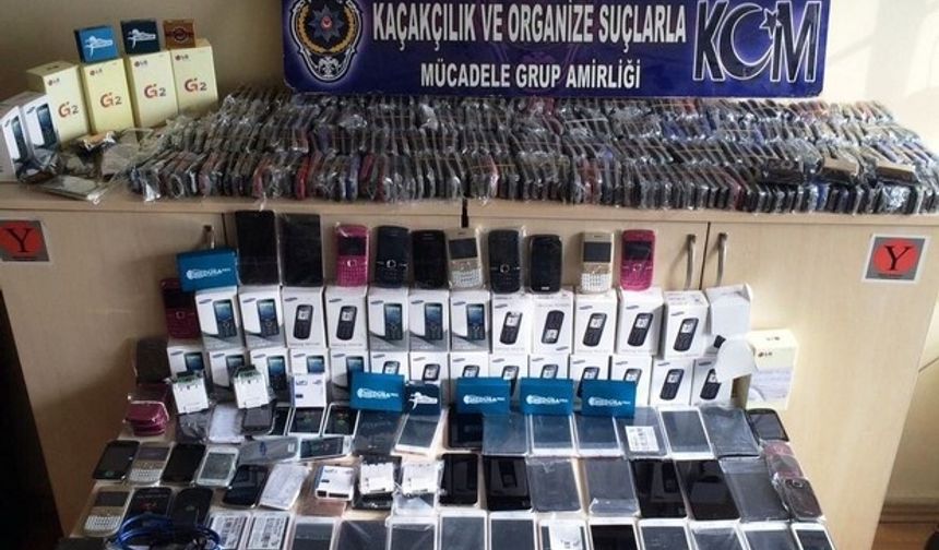 Kahramanmaraş’ta kaçak cep telefonu operasyonu - 5 Gözaltı