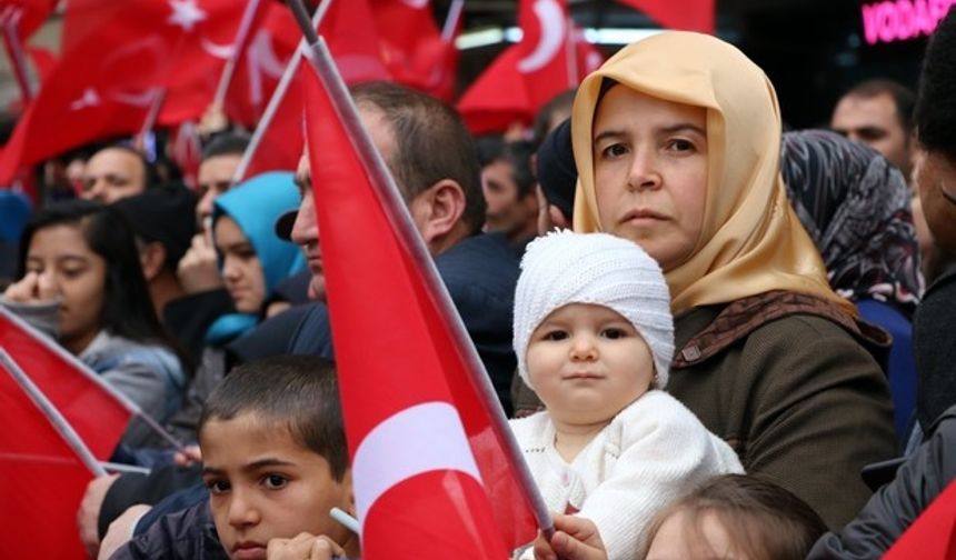 Mahir Ünal: Kimsenin toprağında gözümüz yok!