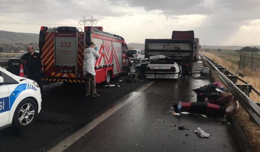 Kahramanmaraş'ta trafik kazası: 1 ölü, 7 yaralı