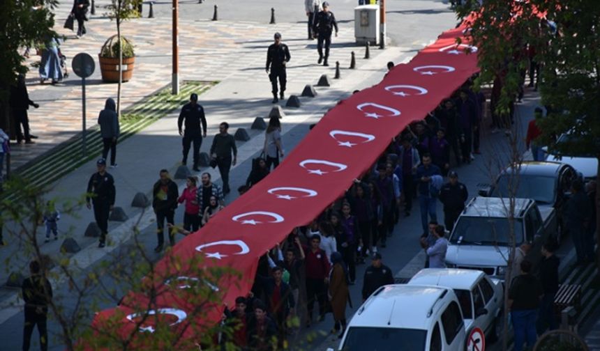 Abdal Halil Ağa'yı anma yürüyüşü düzenlendi