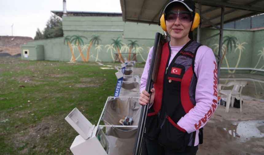 Avrupa ve dünya rekoru kıran Safiye'nin gözü Tokyo'da