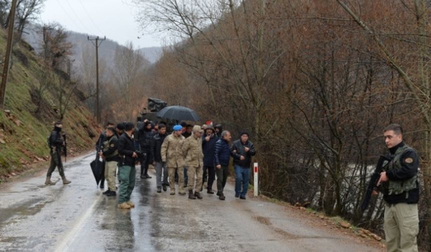 Munzur Çayı'na düşen uzman çavuş Yılmaz Güneş Aranıyor