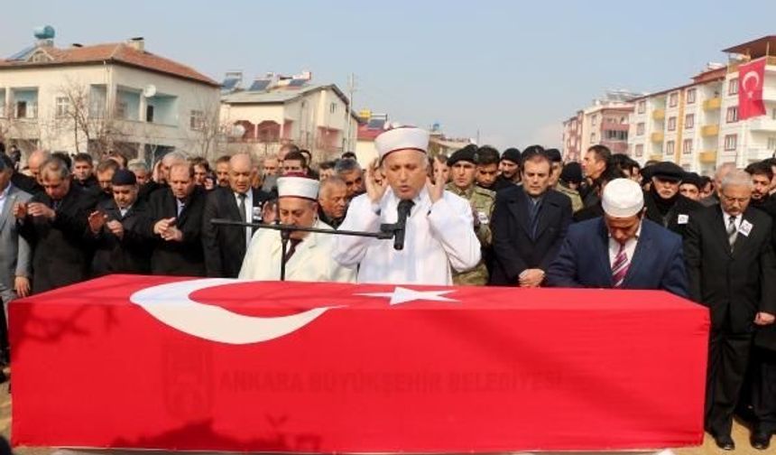 Şehit Uzman Çavuş Adem Aktaş son yolculuğuna uğurlandı