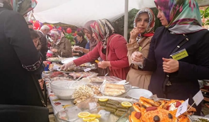 Cahit Zarifoğlu İlkokulu'da Bahar Şenliği ve Gıda Kermesi