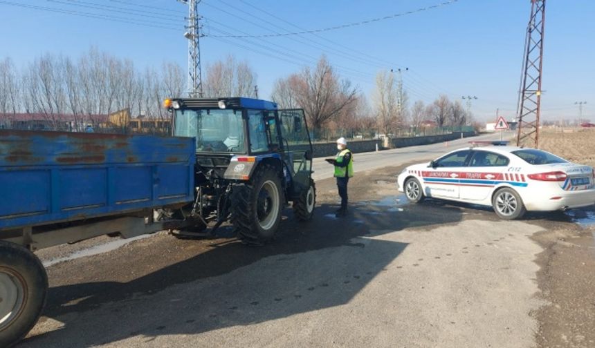 Kahramanmaraş'ta jandarma ekipleri denetimlerde bulundu!