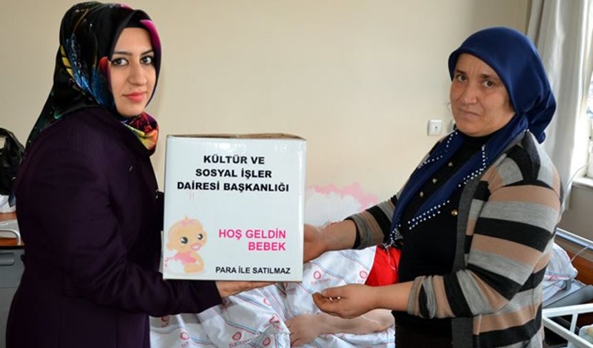 Elbistan'da bebeklere hoşgeldin hediyesi